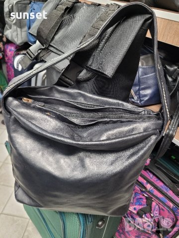 с ТРИ ПРЕГРАДИ,  естествена кожа,тип торба черна чанта, снимка 15 - Чанти - 43397557