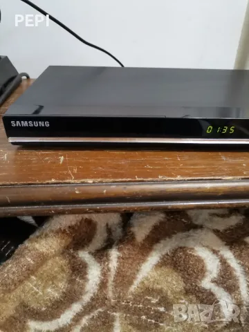DVD SAMSUNG, снимка 2 - Плейъри, домашно кино, прожектори - 48602792