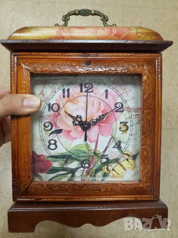 Дървен часовник