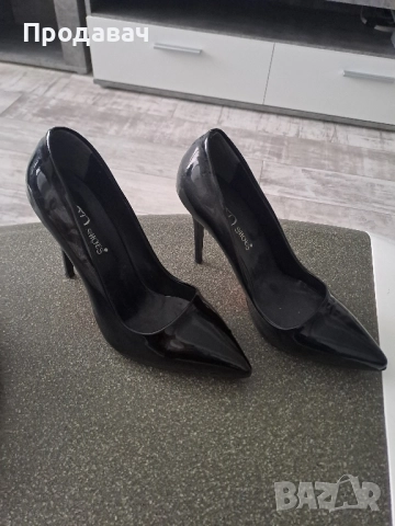 Елегантни обувки и джапанки