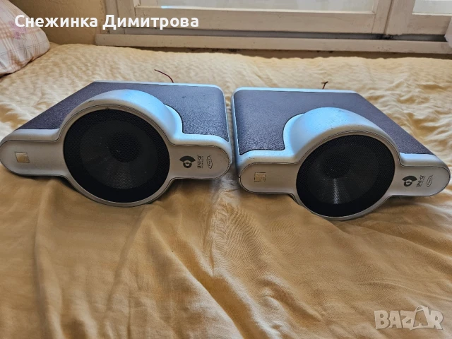 Тонколони KEF UNI-Q