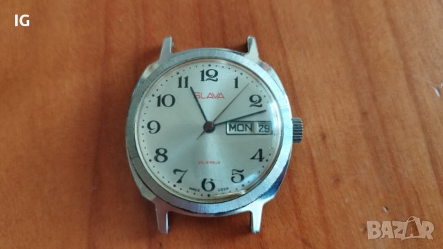 Стар механичен часовник СЛАВА, СССР, снимка 1 - Колекции - 43707467