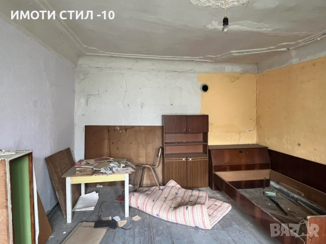 ПРОДАВА ПАРЦЕЛ СЪС СТАРА ПОСТРОЙКА, КВ. ГРИВИЦА, снимка 4 - Парцели - 52116715