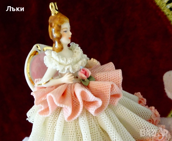 Порцеланова фигура Дрезденска дантела., снимка 6 - Статуетки - 51695339