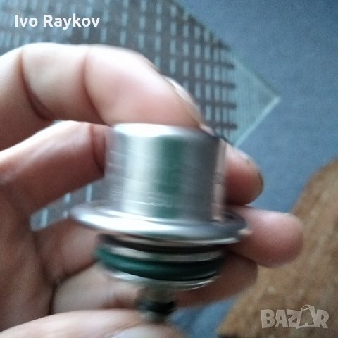 Регулатор на налягане на горивото BOSCH 0 280 160 524, Maverick, снимка 3 - Части - 43731066