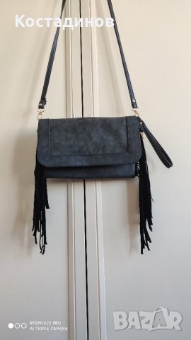 Черна дамска чанта с ресни, снимка 2 - Чанти - 28042278