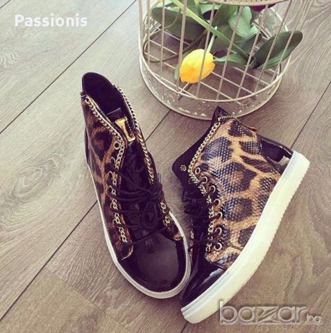 дамски кецове guess в Кецове в гр. Варна - ID42080870 — Bazar.bg