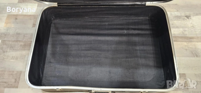 голям стар куфар , снимка 2 - Антикварни и старинни предмети - 52508716