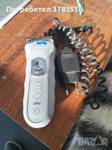 Електрическа машинка за бръснене, снимка 3 - Тримери - 50556339