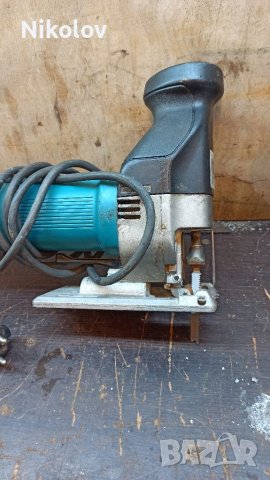 Прободен трион/Зеге makita 4305 T, снимка 2 - Други инструменти - 39099245