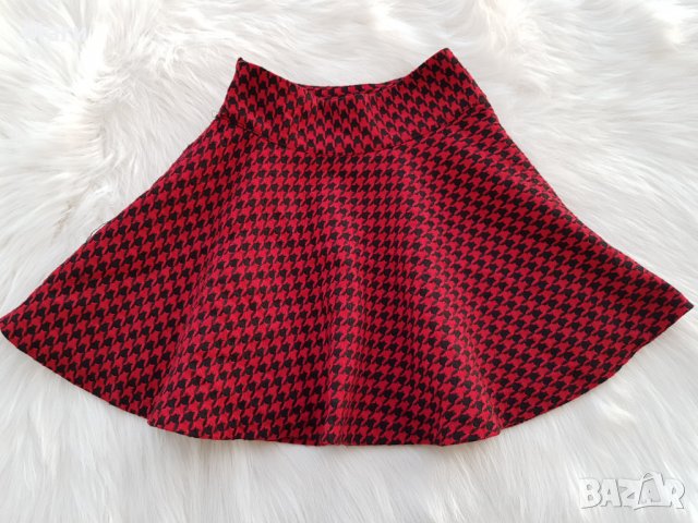 Детска пола 8 години, снимка 2 - Детски рокли и поли - 32780322