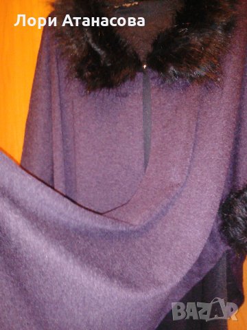 Елегантна пелерина в черен цвят и обточена с пухче от еко косъм. , снимка 6 - Жилетки - 28704514