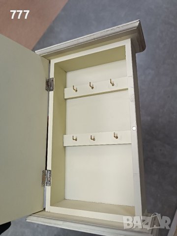 кутия за ключове , снимка 2 - Други стоки за дома - 43627645