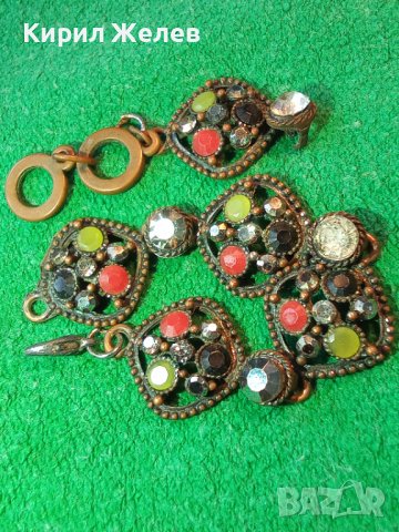 СТАРА МЕДНА ГРИВНА с МНОГО ЦВЕТНИ КРАСИВИ КАМЪНИ 14241, снимка 9 - Гривни - 30652778