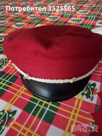 Студенска шапка от соцвремето, снимка 2 - Шапки - 53137595