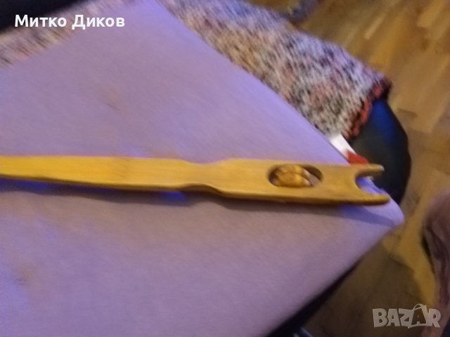 Чесалка с масажор. 2 в 1 дълга дървена ръчичка за чесане с масажор, снимка 2 - Аксесоари за кухня - 43328144