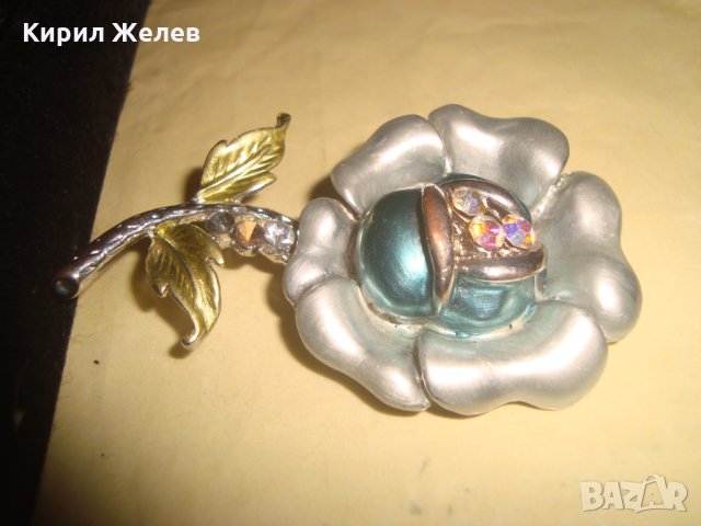 СТАРА КРАСИВА ЕМАЙЛИРАНА БРОШКА - ЦВЕТЕ с КАМЪНИ и КРИСТАЛИ 22869, снимка 7 - Антикварни и старинни предмети - 33343780