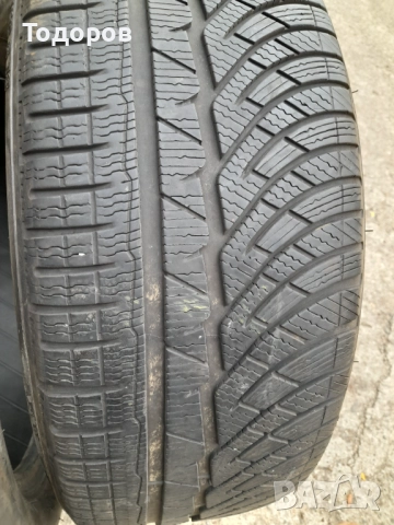 Продава две гуми 225 50 18 цола,Michelin,ДОТ 2021г., снимка 2 - Гуми и джанти - 52051734