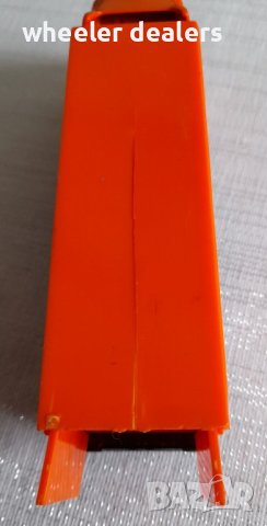 Метална количка- Corgi Камион Volvo фургон 1/64, снимка 6 - Колекции - 38532939