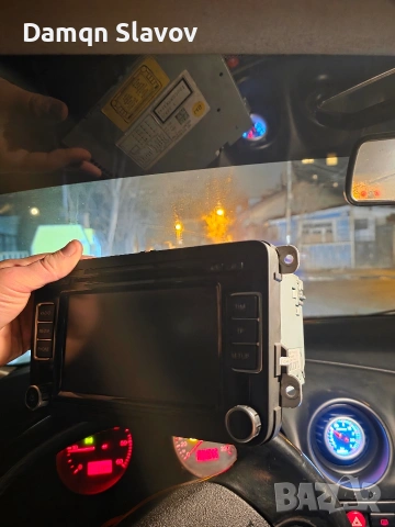 Оригинална мултимедия перфектна Passat , снимка 3 - Части - 53412995