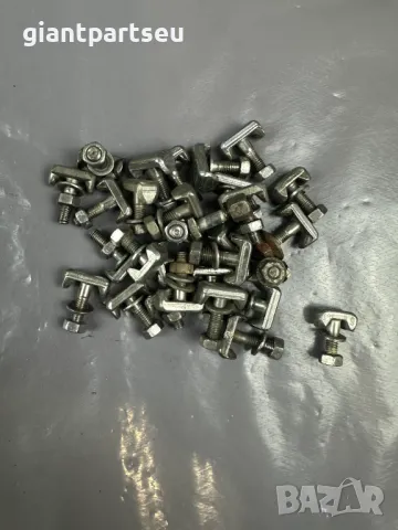 Болтове за МИНУС ПЛЮС КЛЕМА за БМВ BMW E39 E46 E60 E90