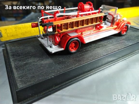 Колекционерски, пожарникарски камиони и коли различни народности и години, снимка 3 - Колекции - 27366624