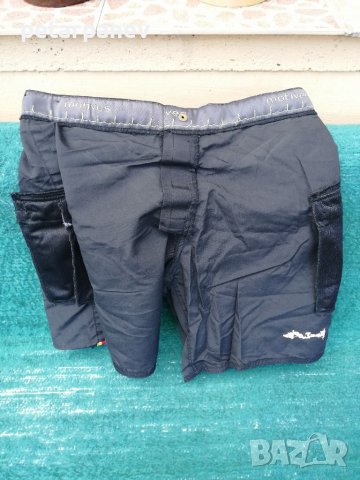 Мъжки къси панталони Motives  - 34 размер, снимка 4 - Къси панталони - 36714651
