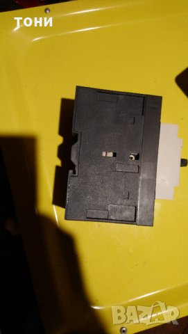 автоматичен прекъсвач Мьолер трифазен, снимка 3 - Други машини и части - 32366653