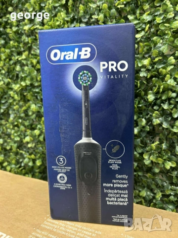 Електрическа четка за зъби Oral B Vitality Pro - нова