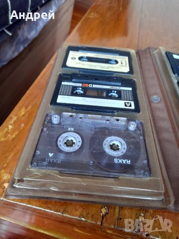Стар касетник,кутия за касети #7, снимка 7 - Други ценни предмети - 43036960