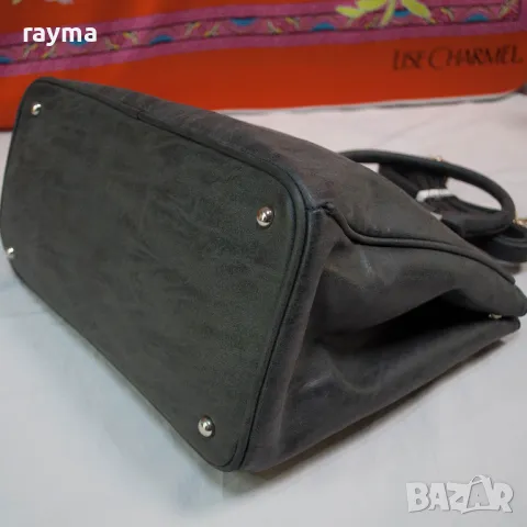 Нова сива дамска чанта Laura Biagiotti, снимка 4 - Чанти - 47989287