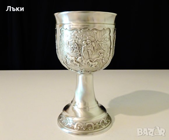 Бокал от калай за вино,релефни селски картини,авторски. 