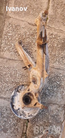 Заден мост магаре за бмв е30 ляв десен носач шенкел bmw e30 барабан, снимка 9 - Части - 40161583