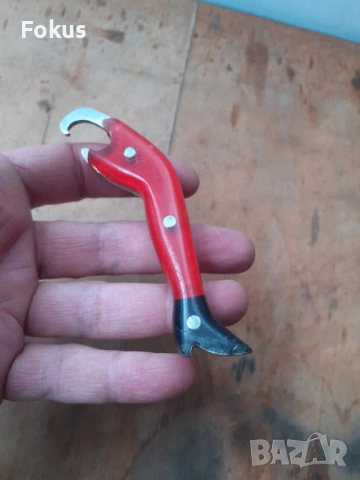 Уникат - Стара Соц. отварачка с форма на дамско краче, снимка 4 - Антикварни и старинни предмети - 53499971