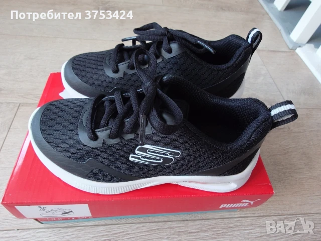 Маратонки Skechers, снимка 2 - Детски маратонки - 50590994