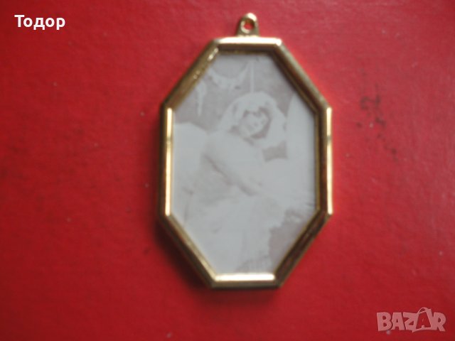 Немска позлатен бронзова рамка за снимка снимки 3, снимка 3 - Антикварни и старинни предмети - 43558828