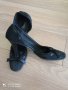 Черни велурени ретро обувки, снимка 1 - Дамски обувки на ток - 32990459