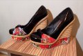 Нови обувки на платформа 37 номер черни червени