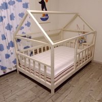 Детско легло тип къщичка, снимка 1 - Спални и легла - 35404386