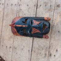 Дървена африканска маска, снимка 1 - Статуетки - 36688076