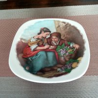 Продавам старинна, колекционерска чиния.Баварски порцелан.Маркирана., снимка 1 - Колекции - 39728898