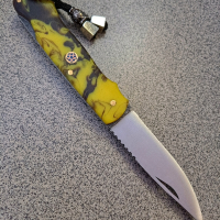 Сгъваем нож ръчно изработен от D2 стомана, снимка 2 - Ножове - 44880155
