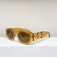 слънчеви очила Versace реплика, снимка 4 - Слънчеви и диоптрични очила - 37254270