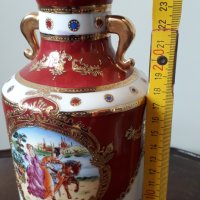 Китайска порцеланова ваза Ромео и Жулиета , снимка 5 - Вази - 32656362