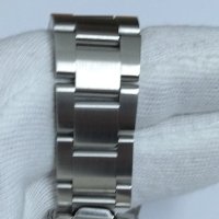 Rolex SUBMARINER Date Oyster Perpetual, engraved bezel - оригинал, снимка 12 - Луксозни - 40608459