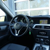 Mercedes-Benz C 250 T CDI Avantgarde, снимка 4 - Автомобили и джипове - 36664715