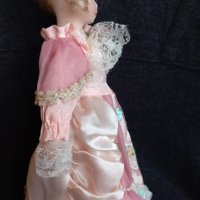 Ретро  порцеланова кукла на стойка ,винтидж 30см, снимка 5 - Антикварни и старинни предмети - 43119948
