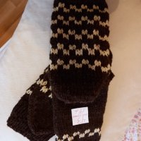 Ръчно плетени мъжки чорапи от вълна, размер 43, снимка 2 - Мъжки чорапи - 43031845