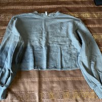 Дамски пуловер, снимка 1 - Блузи с дълъг ръкав и пуловери - 43007410