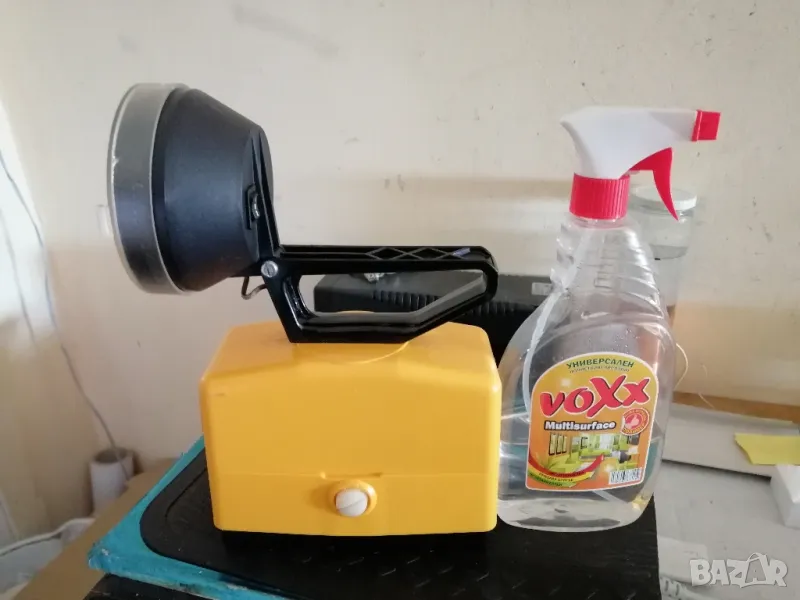 Индустриален фенер с акумулаторна Li-ion батерия. , снимка 1